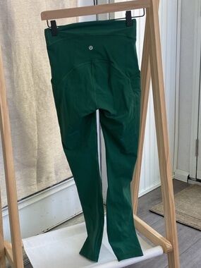 Lululemon Power Thru High-Rise Tight 25" l Everglade Green 4
